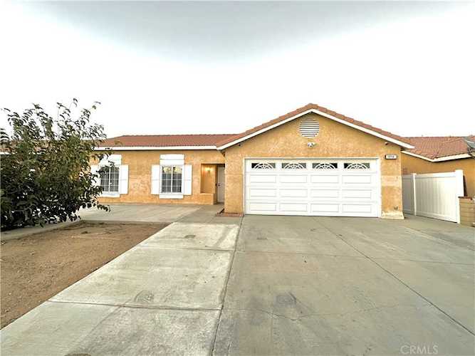 10748 Pershing St Adelanto CA 92301 - Rise Realty Photo 1