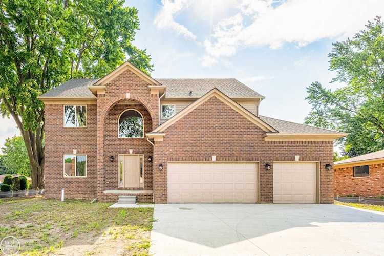 42288 Hanks Ln, Sterling Heights, MI 48314 in Heins Gardens|Macomb MLS# 50095293 Photo 1