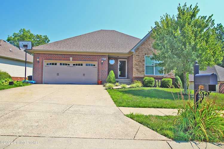 473 Oakview Dr Shelbyville, KY 40065