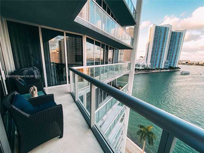 465 Brickell Ave #1101 Miami, FL 33131