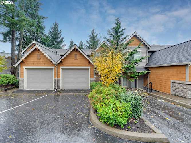 12826 Boones Ferry RD Lake Oswego, OR 97035
