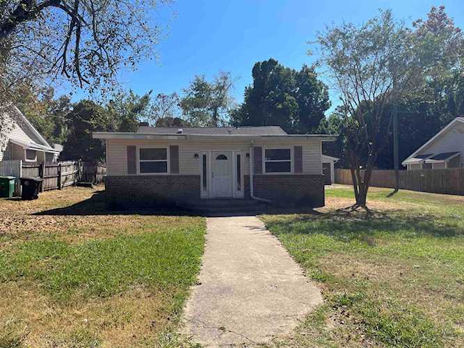 1863 Hopkins Dr Tallahassee, FL 32303