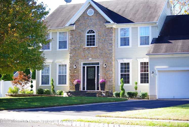 747 Hill St Lanoka Harbor, NJ 08734