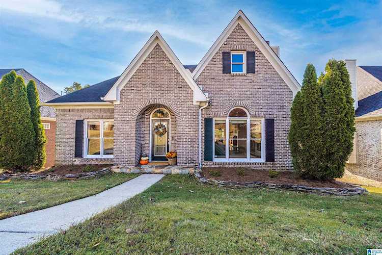 1565 Bent River Circle Vestavia Hills, AL 35216