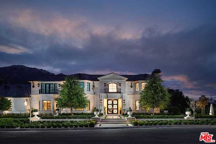 658 Oakhill Dr Glendora, CA 91741