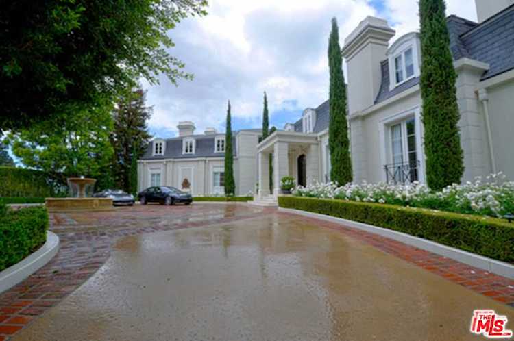 10847 Bellagio Rd Los Angeles, CA 90077