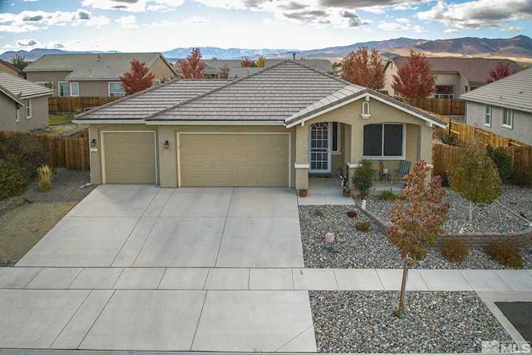 121 Keetly Drive Dayton, NV 89403