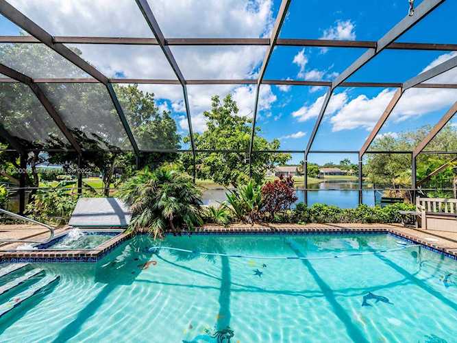 5775 SW 87th Ave Cooper City, FL 33328