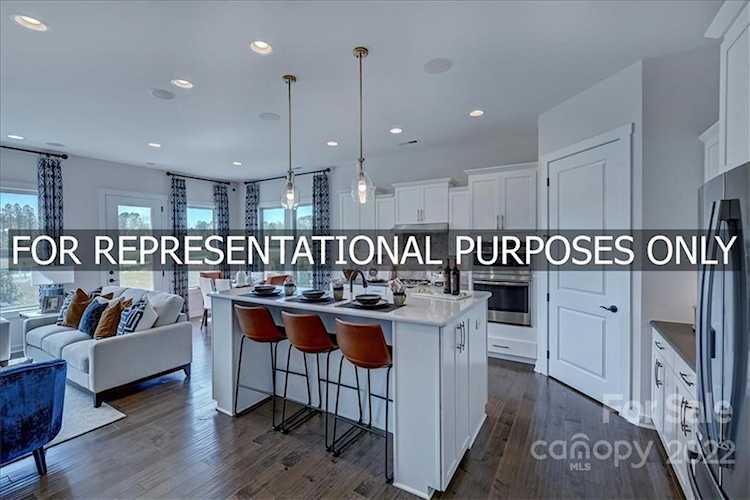 18034 Grey Mossrun Dr Charlotte, NC 28278