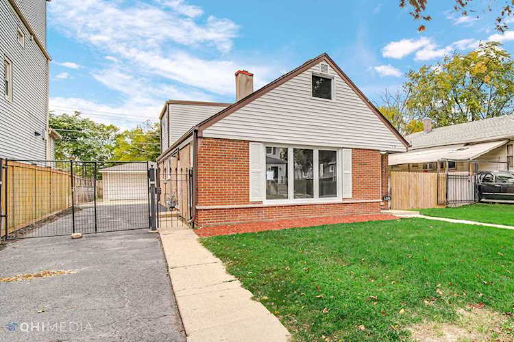 138 S 15th Ave Maywood, IL 60153