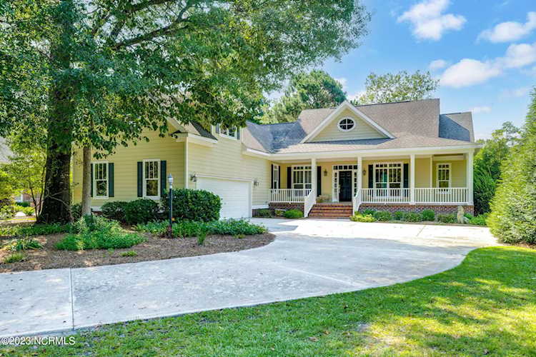 114 Sycamore Forest Drive Wallace, NC 28466