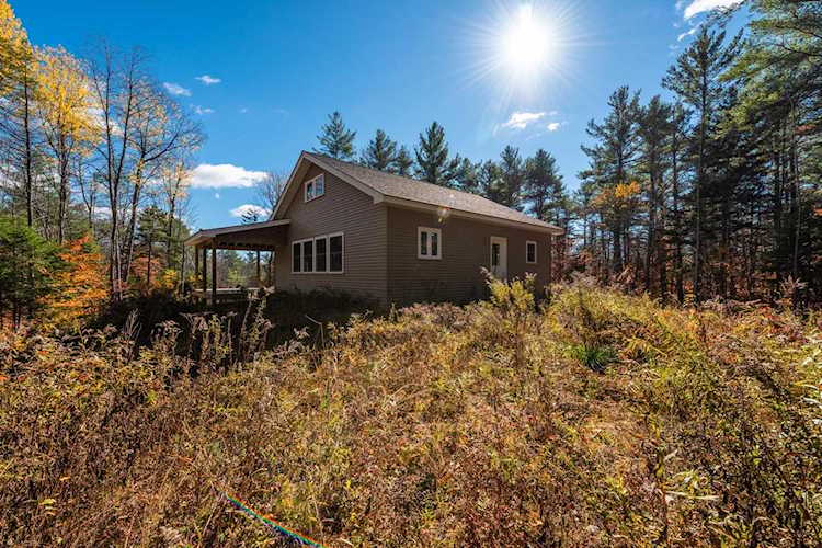100 Trow Hill Rd Sunapee, NH 03782