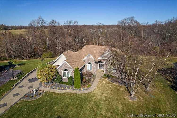 994 Baumann Dr N Floyds Knobs, IN 47119
