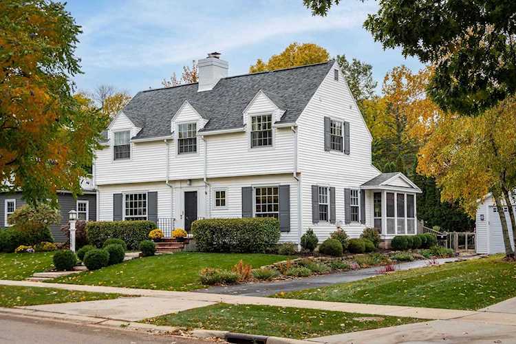 135 Lakewood Blvd Madison, WI 53704