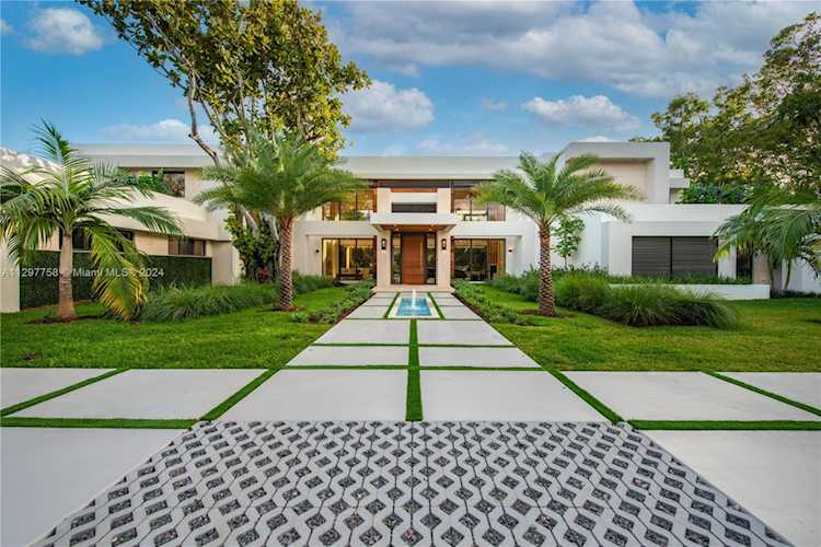 6250 SW 98th St Pinecrest, FL 33156