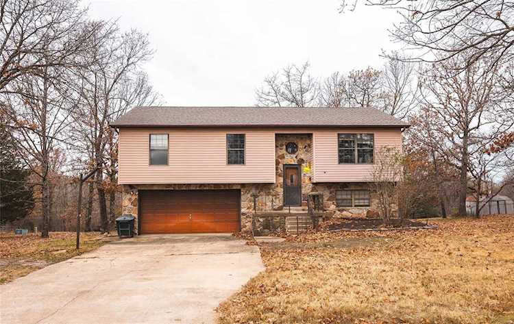 20705 Harris Ln Dixon, MO 65459 | MLS 22070463 Photo 1