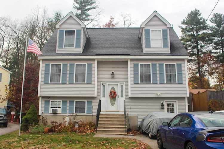 11 North Intervale St Nashua, NH 03064