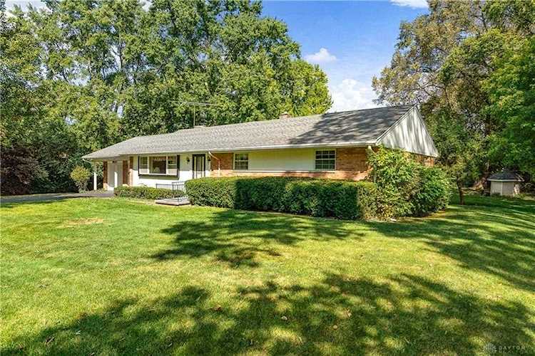 403 W Rahn Road Washington Twp, OH 45429
