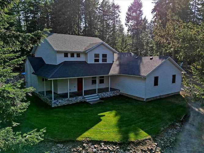 23510 E Strong Rd Newman Lake, WA 99025