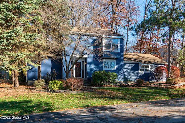 3 E Loudonwood Loudonville, NY 12211