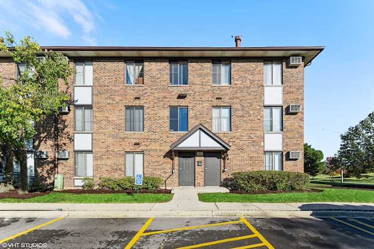 121 Gregory St #7 Aurora, IL 60504 | MLS 11670024 Photo 1
