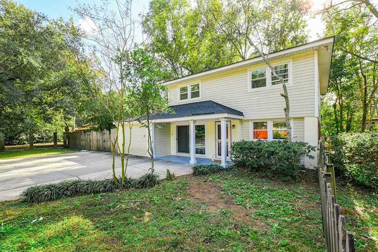 102 Newington Rd Summerville, SC 29485