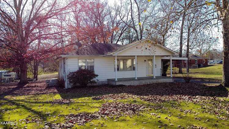 307 Kelsay Dr Kingston, TN 37763