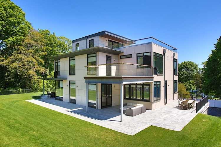31 Catlin Rd Brookline, MA 02445