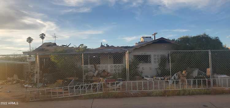8828 N 36th Drive Phoenix, AZ 85051 | MLS 6487640 Photo 1
