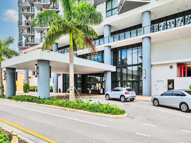 5300 NW 85th Ave #309 Doral, FL 33166