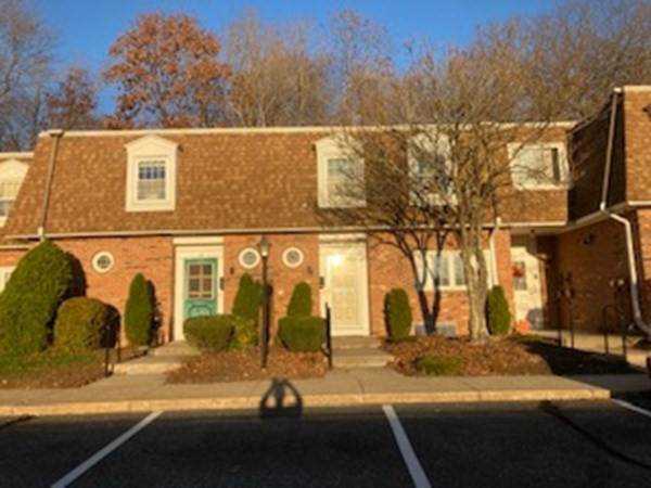39 West Summit #30 South Hadley, MA 01075