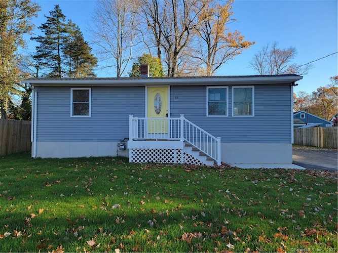 19 Westwood Road Branford, CT 06405