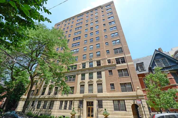 1209 N Astor St #4N Chicago, IL 60610