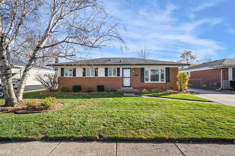 35358 Simco, Clinton Township, MI 48035 in Judson Gardens|Macomb MLS# 50095580 Photo 1