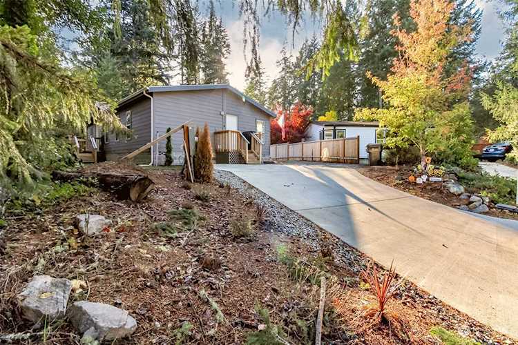 19518 18th Court St SW Lakebay, WA 98349
