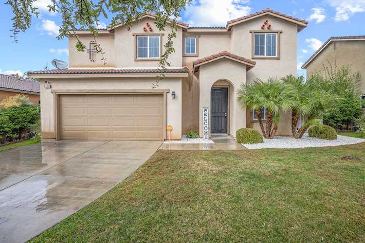 4038 W Buena Vista Ave Visalia, CA 93291 | MLS 221036 Photo 1