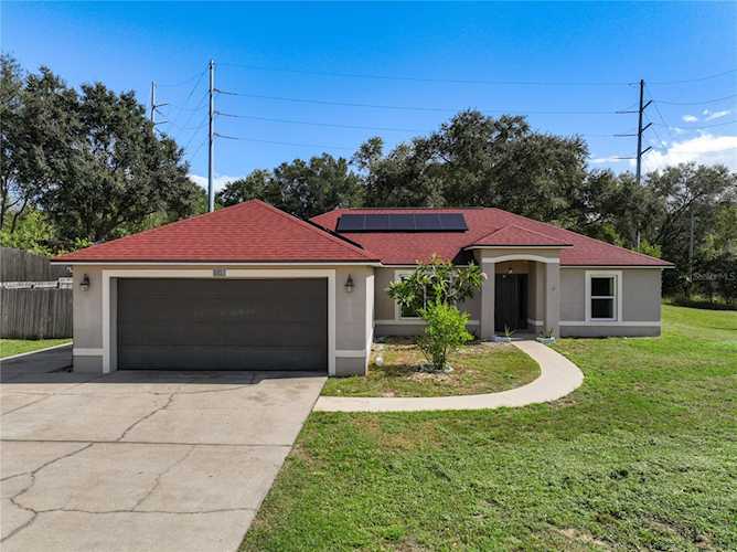 1105 Windy Bluff Dr Minneola, FL 34715