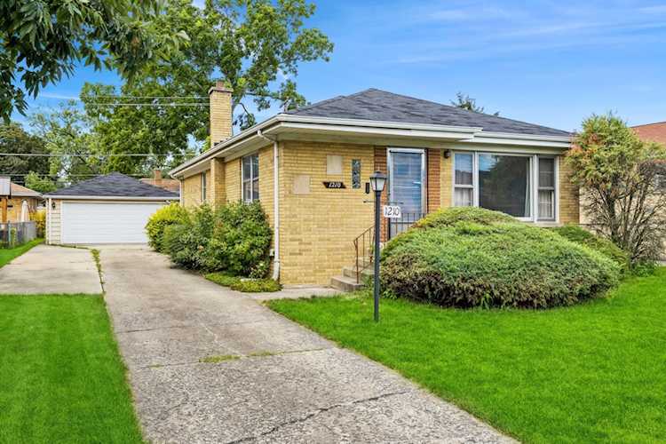 1210 Homestead Rd La Grange Park, IL 60526