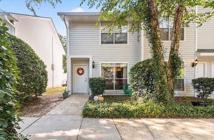 252 Howle Ave Charleston, SC 29412