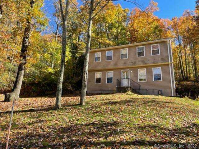 258 West Woods Road Hamden, CT 06518