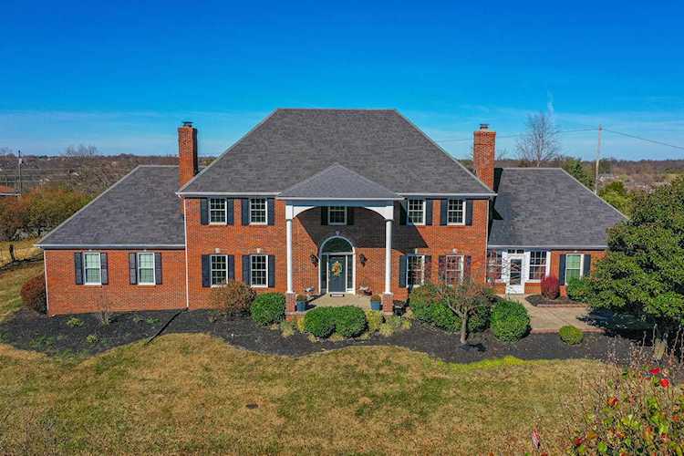 106 Clubhouse Dr Winchester, KY 40391
