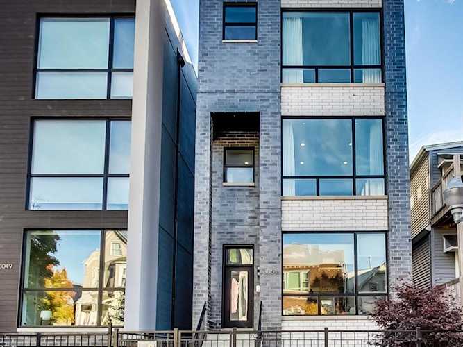 3051 W Lyndale St #2 Chicago, IL 60647 | MLS 11670907 Photo 1