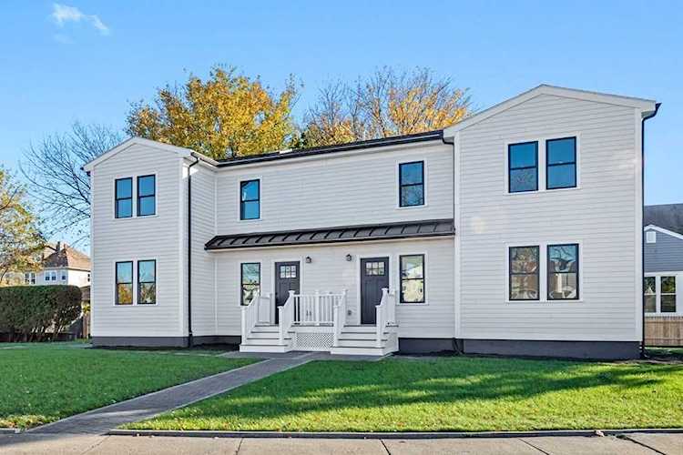 55 Banks #A Winthrop, MA 02152 | MLS 73057352 Photo 1