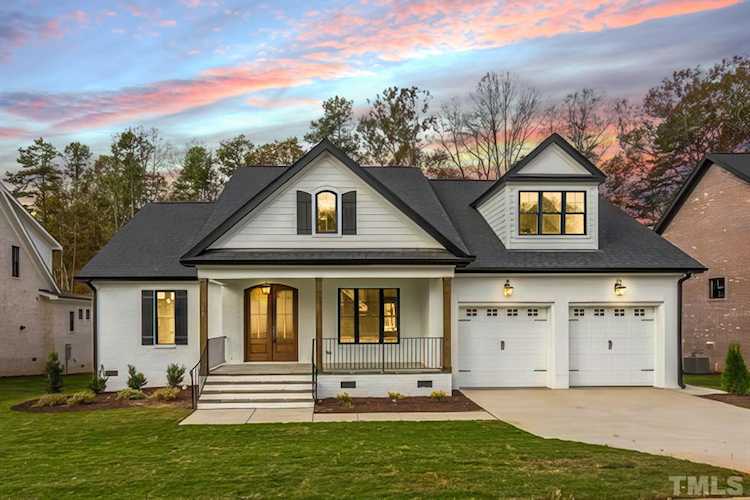 60 Bucchero Lane Clayton, NC 27527