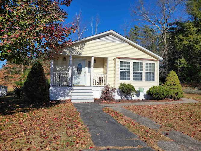 Bean Group | 65 Hub Hollow Rd Danville 03819 NH | home for sale Photo 1