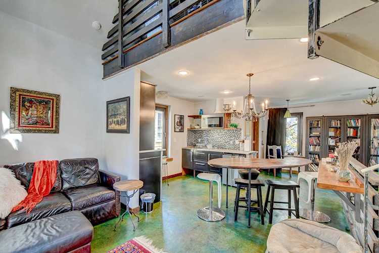50 Hanover St Charleston, SC 29403