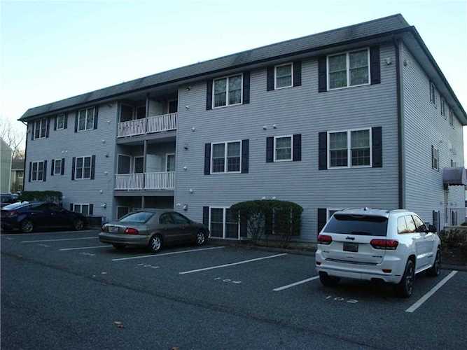 402 New River Rd #109 Lincoln, RI 02838