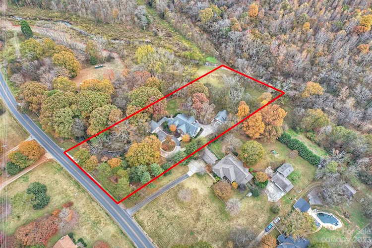 7914 Gilead Rd Huntersville, NC 28078