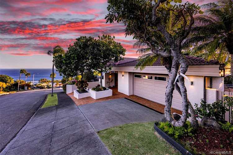 178 Maono Place Honolulu, HI 96821