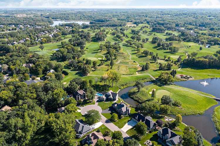 17720 Layton Court Lakeville, MN 55044